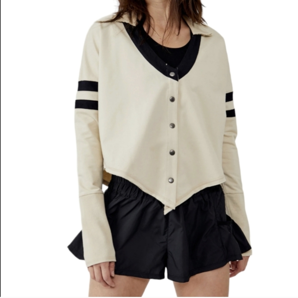 Free People Cream and Black Top - Picture 2 of 6